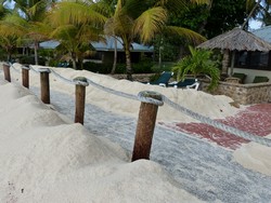 X9-freigeschaufelter-Sandweg
