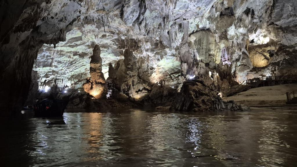 216 Phong Na Cave