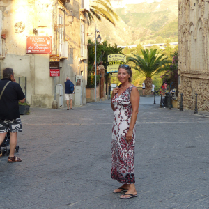 44-Iris-in-Tropea