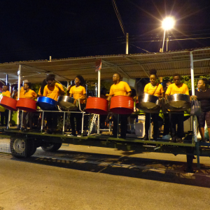 26-Steelband-Parade