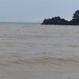 111-Grand-Riviere-Trinidad-Fluss-Meer-Mix